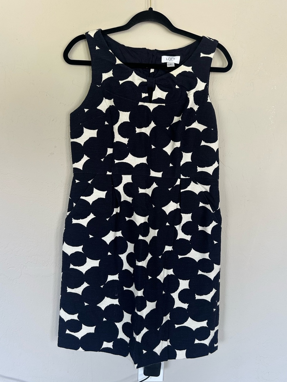 LOFT Women sz 8P Dress Blue Polka Dot Sleeveless Zip Up Knee Length (1660)
